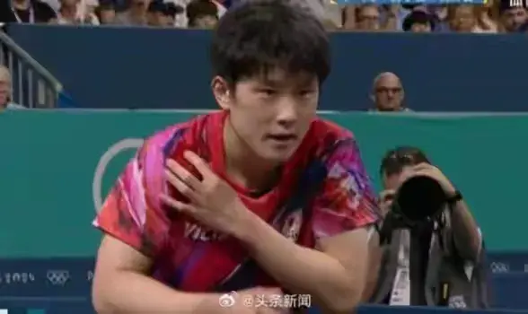 法国队逆转中国队,张本智和扛起全队 法国队逆转中国队,张本智和扛起全队