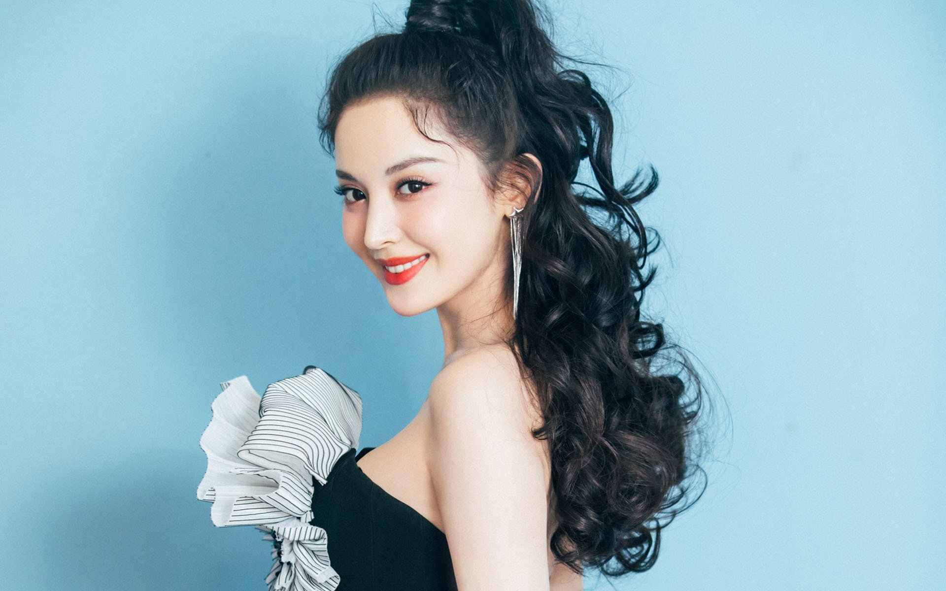 逆风翻盘！摩纳哥鏖战爱尔兰，欧冠半决赛上演铁血传奇