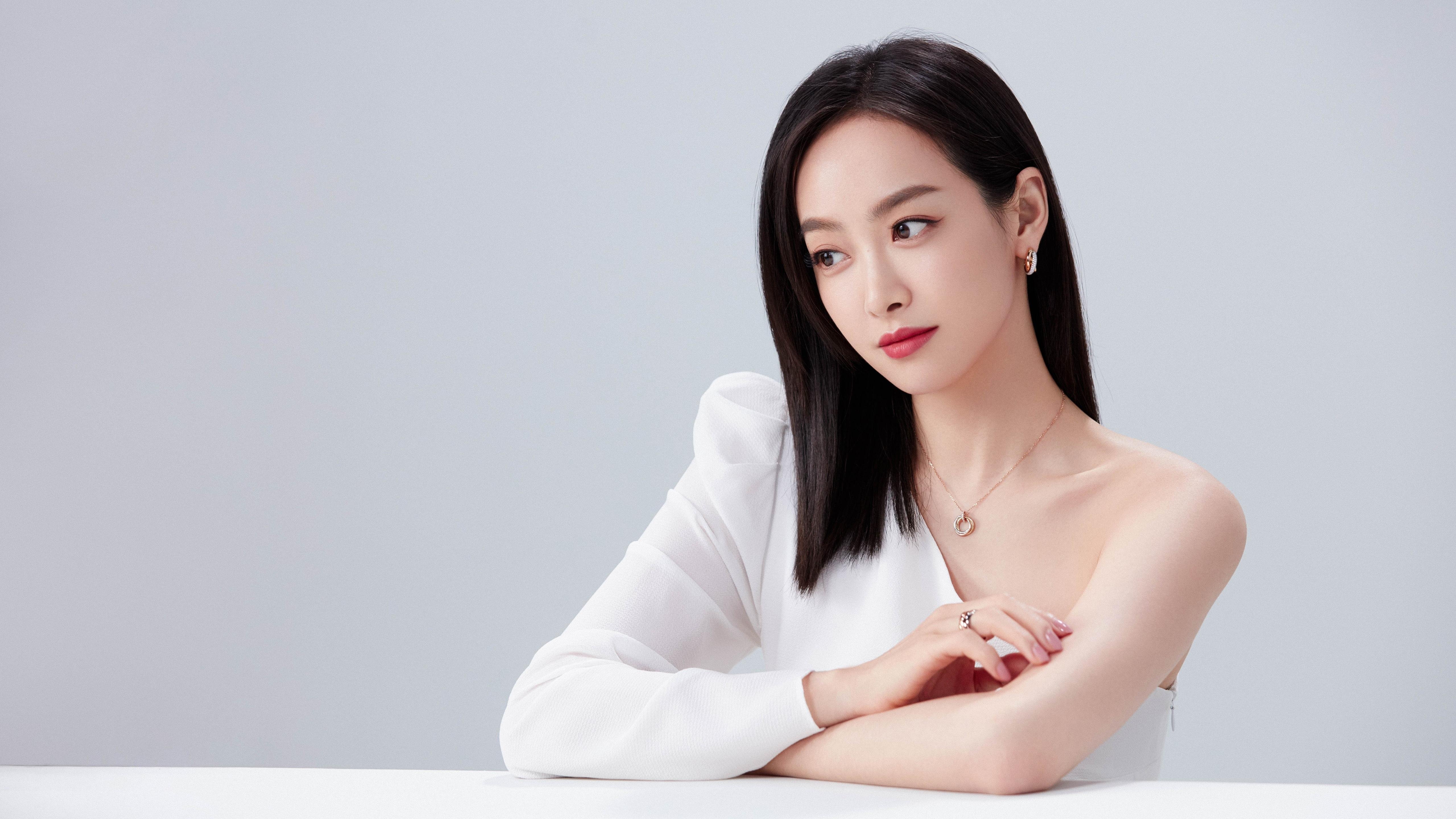 双线燃冬，热火灼伤魔术 英超争冠白热化