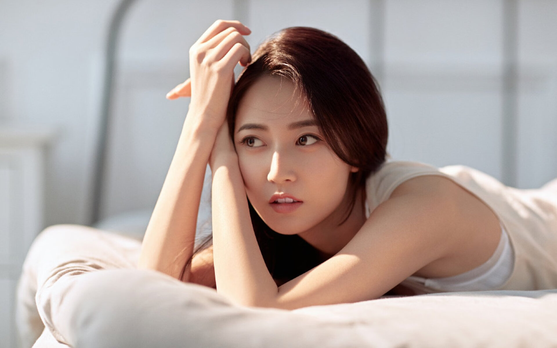 同夜奇迹，波兰的篮球闪电战与罗德里戈的足球史诗